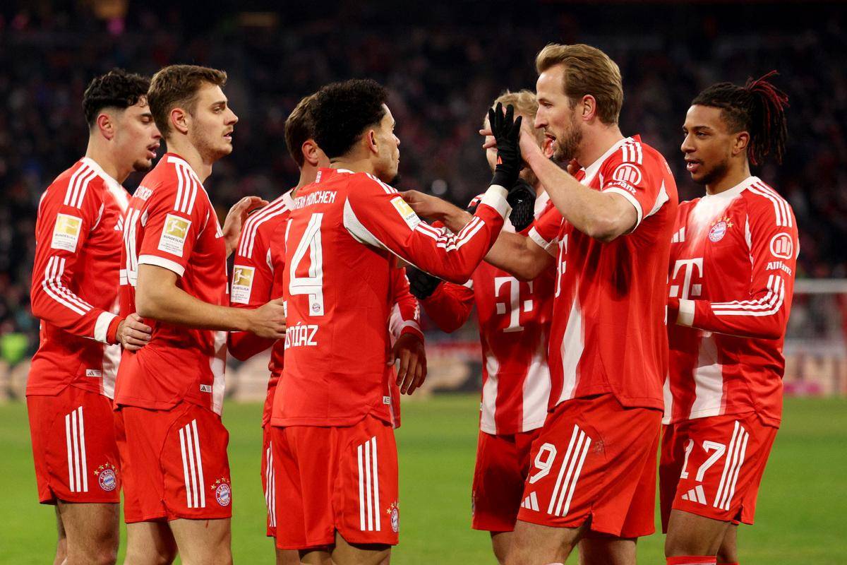 包含从姆巴佩在IG比赛中关键助攻到拜仁慕尼黑围绕意甲完成体检，今夜阿森纳战术微调——社区盾节点到来的词条